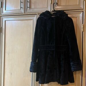 Mini n black jacket by Laundry Shelli Segal